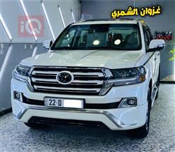 تۆیۆتا لاند کروزەر